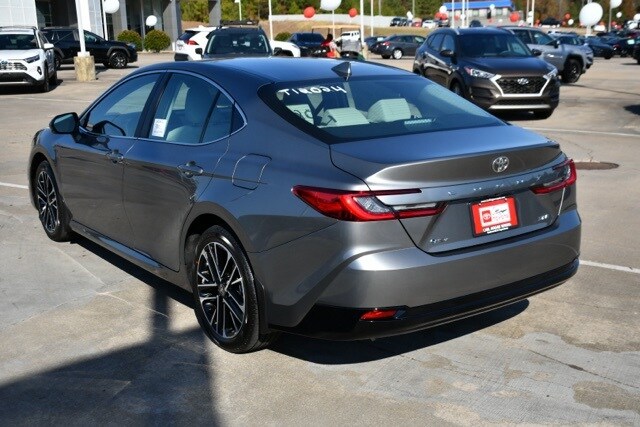 2026 Toyota Camry XLE photo 3