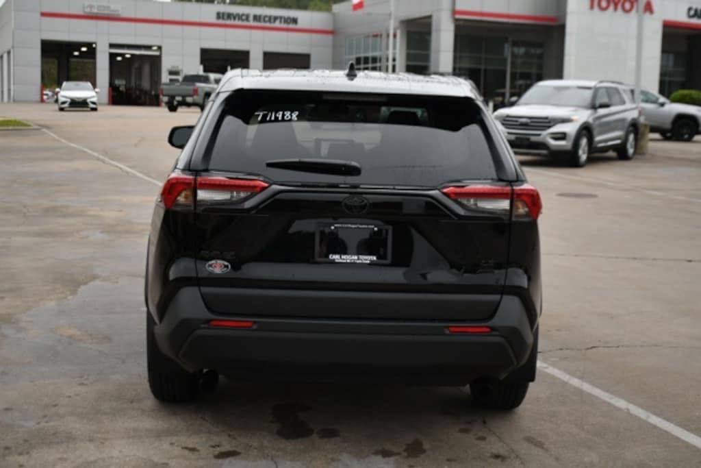 New 2025 Toyota RAV4 LE SUV