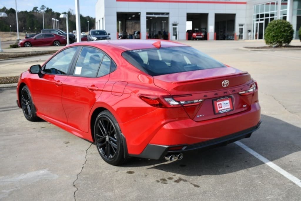 New 2026 Toyota Camry SE Sedan