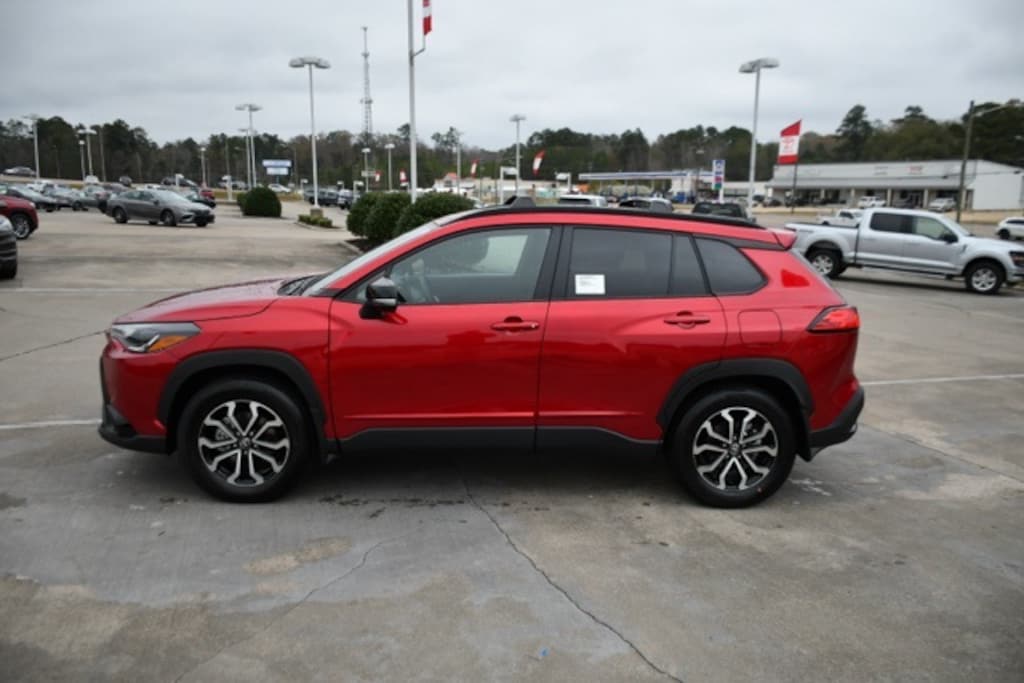 New 2025 Toyota Corolla Cross Hybrid SE SUV