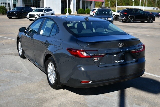 2026 Toyota Camry LE photo 2