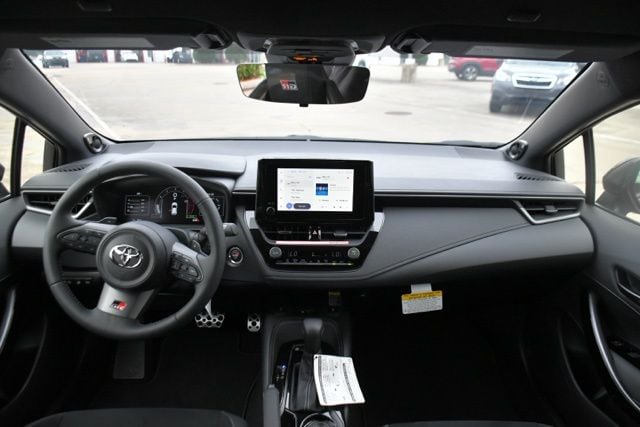 2025 Toyota GR Corolla Premium - Photo 27