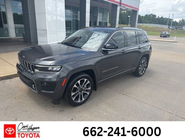 2022 Jeep Grand Cherokee Overland 4x4's photo