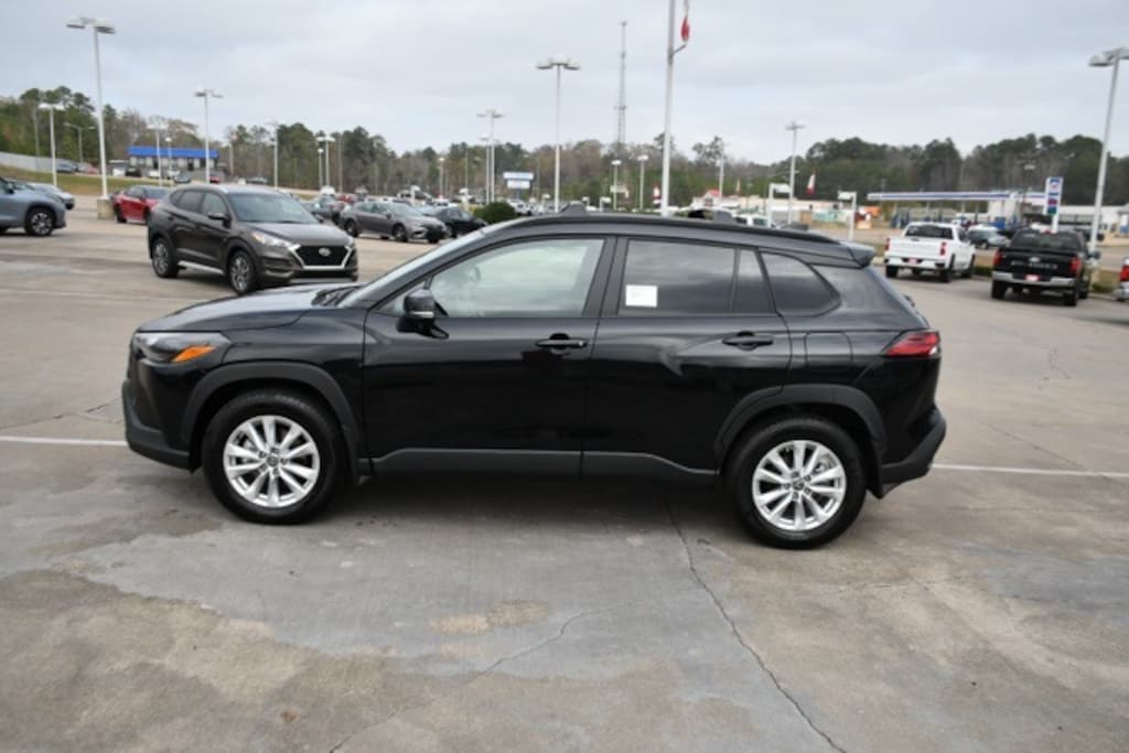 New 2026 Toyota Corolla Cross LE SUV