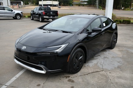 2026 Toyota Prius Plug-in Hybrid SE Hatchback 2026 Toyota Prius Plug-in Hybrid SE Hatchback
