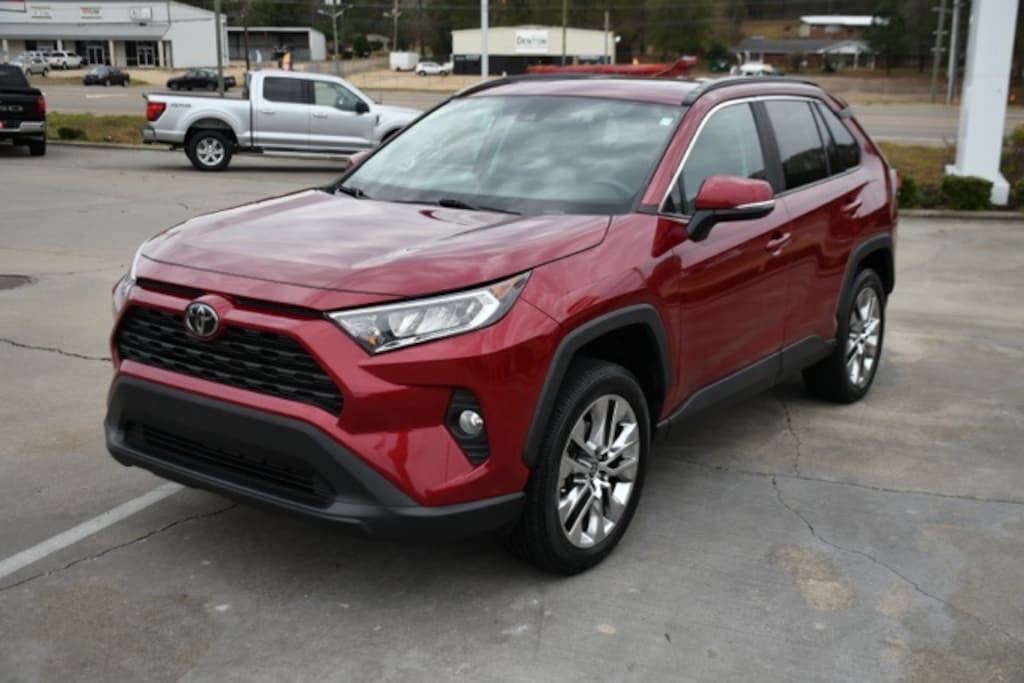 Used 2021 Toyota RAV4 XLE Premium SUV