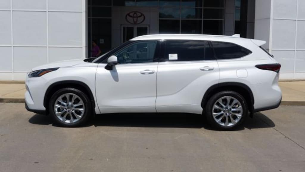New 2026 Toyota Highlander Limited SUV