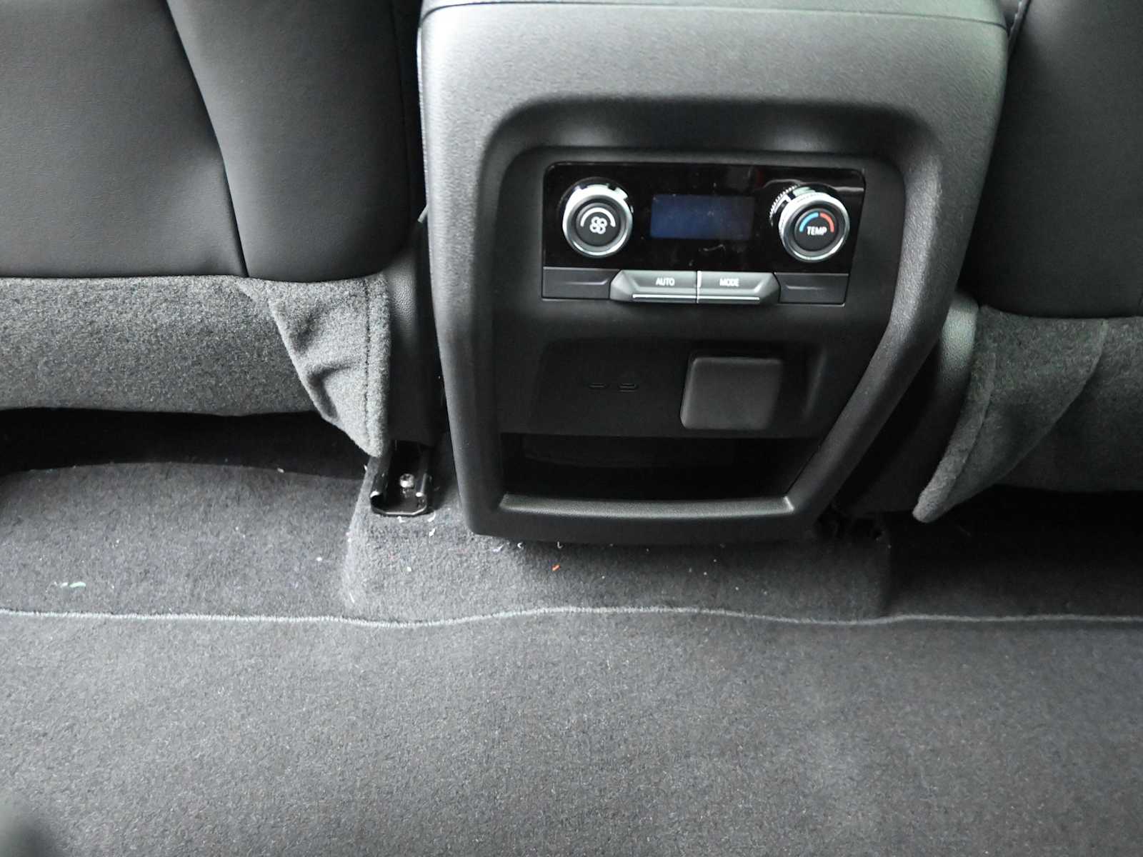 2026 Buick Enclave Sport Touring - Photo 25