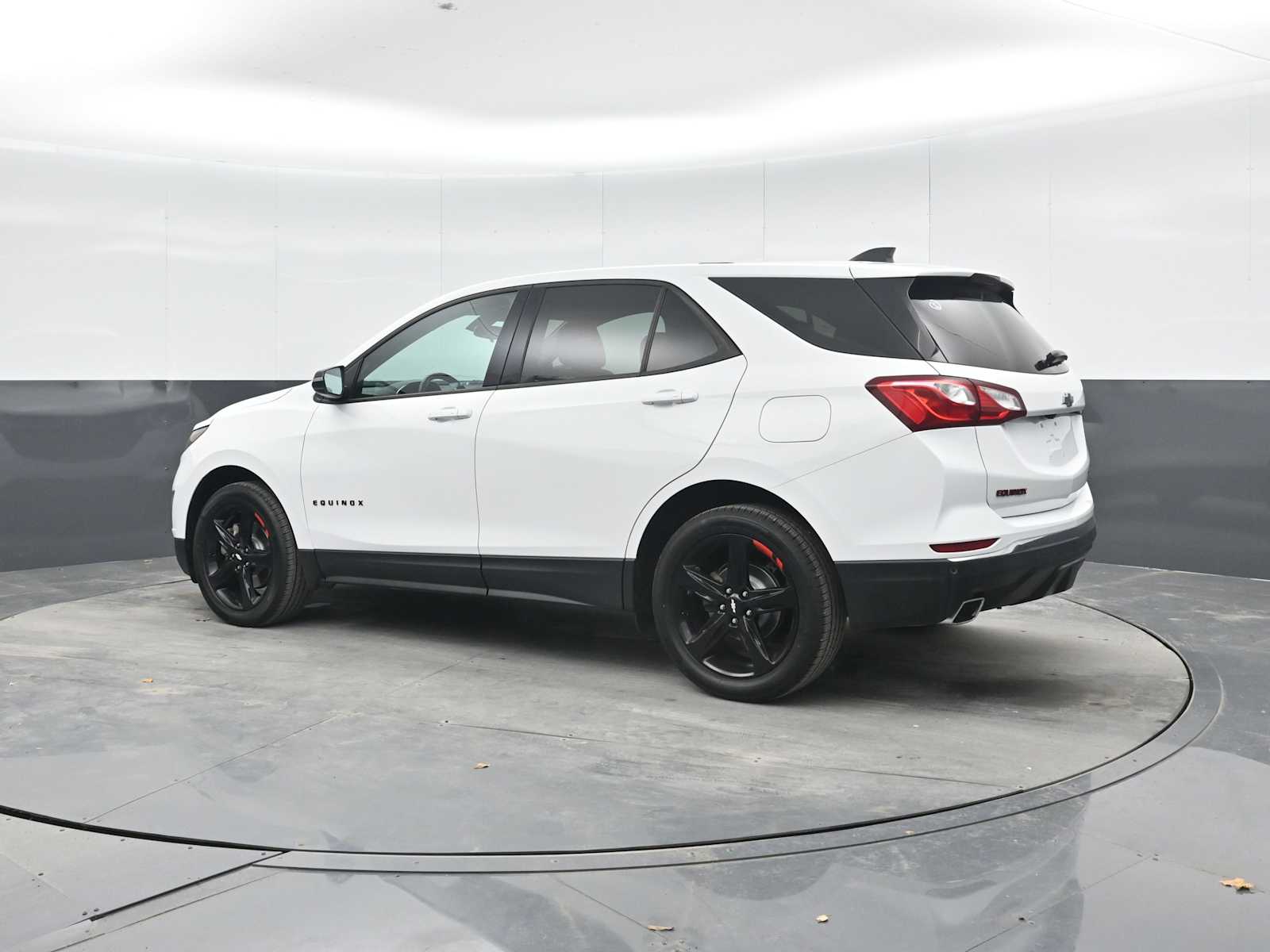 Used 2019 Chevrolet Equinox LT with VIN 2GNAXVEX5K6210954 for sale in Carlisle, PA