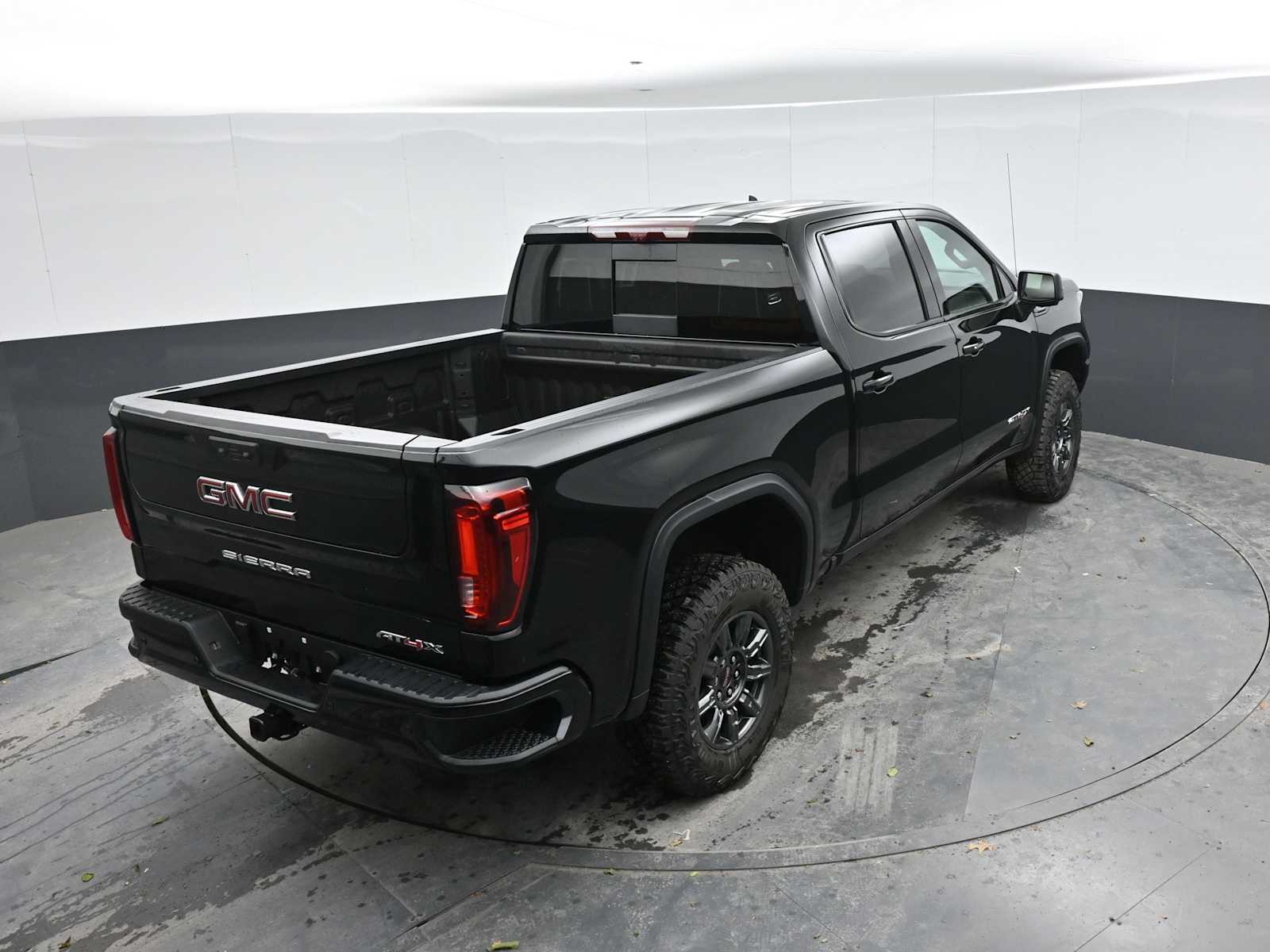 2026 GMC Sierra 1500 AT4X - Photo 28