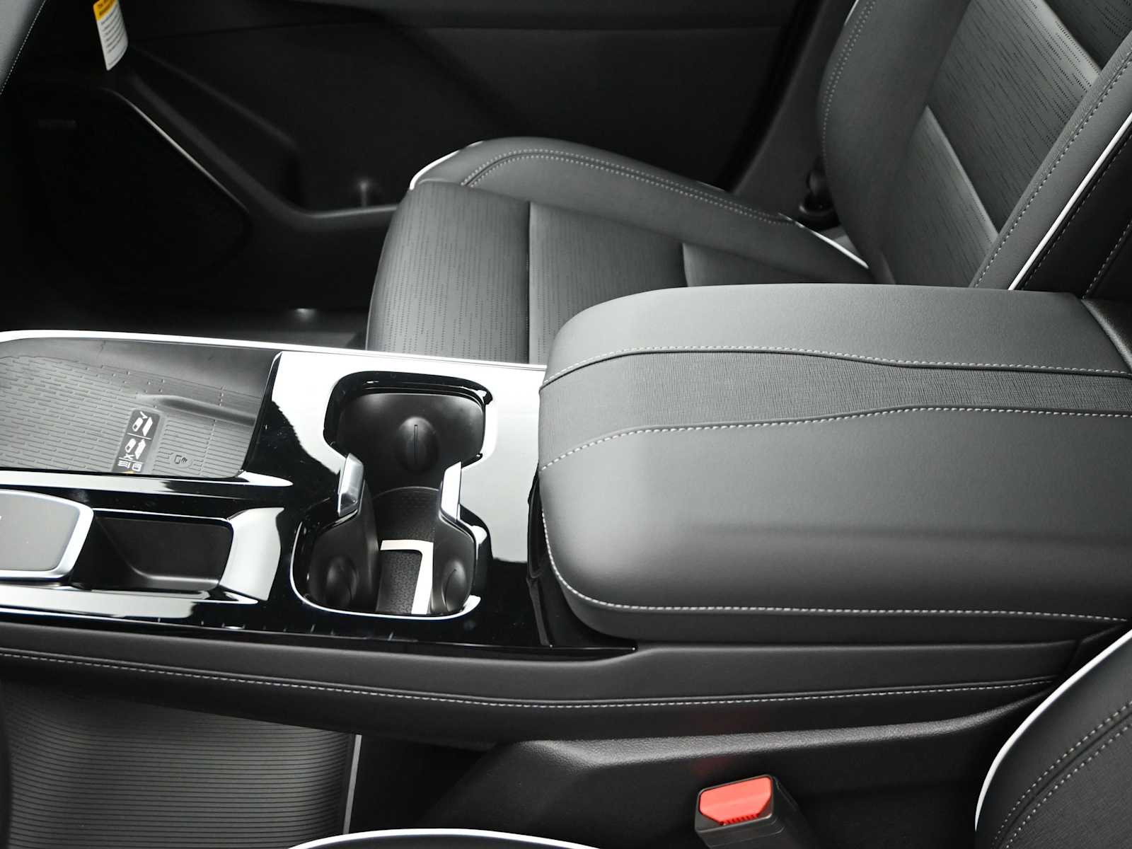 2026 Buick Enclave Sport Touring - Photo 16