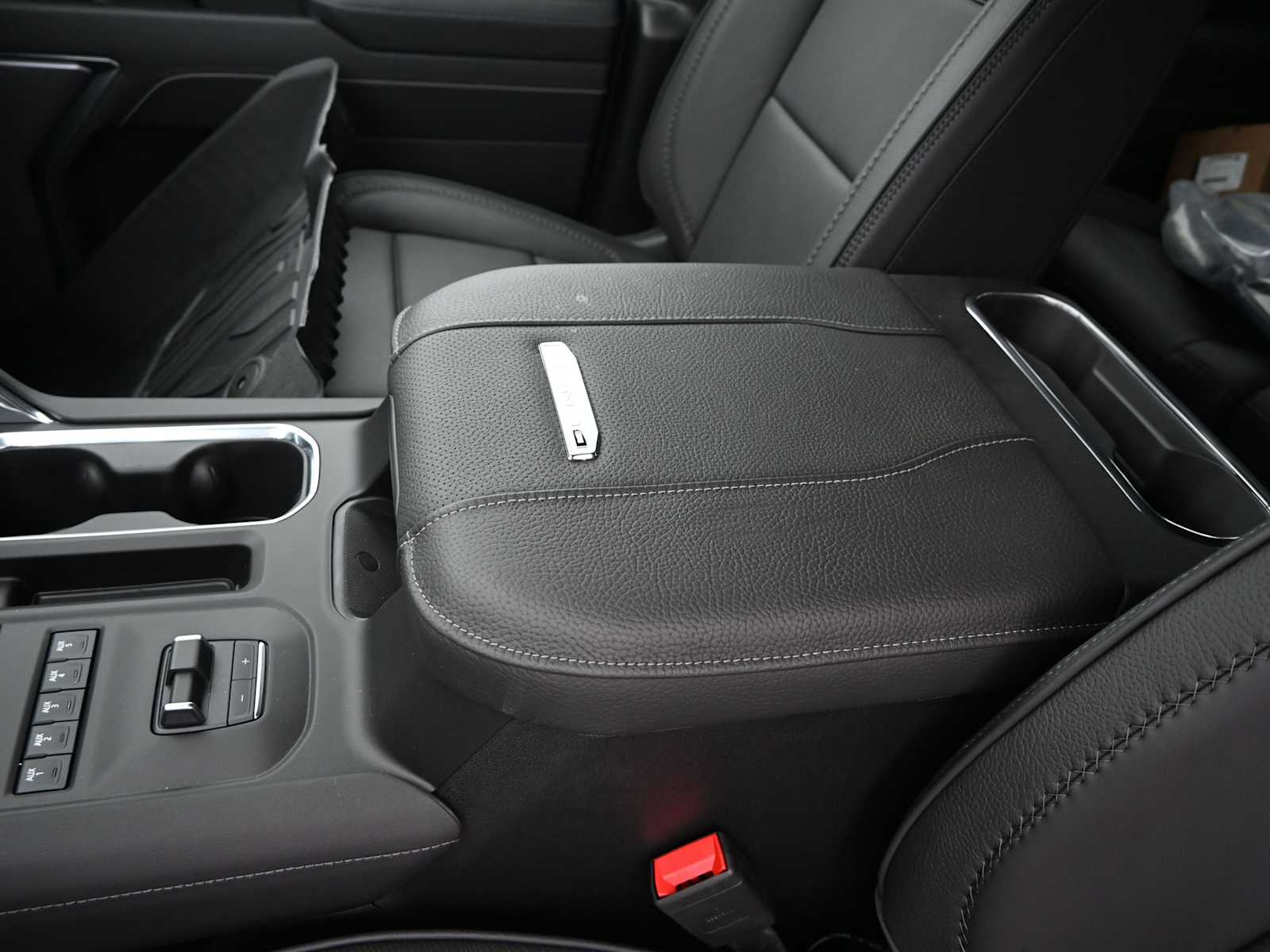 2026 GMC Sierra 2500HD Denali - Photo 15