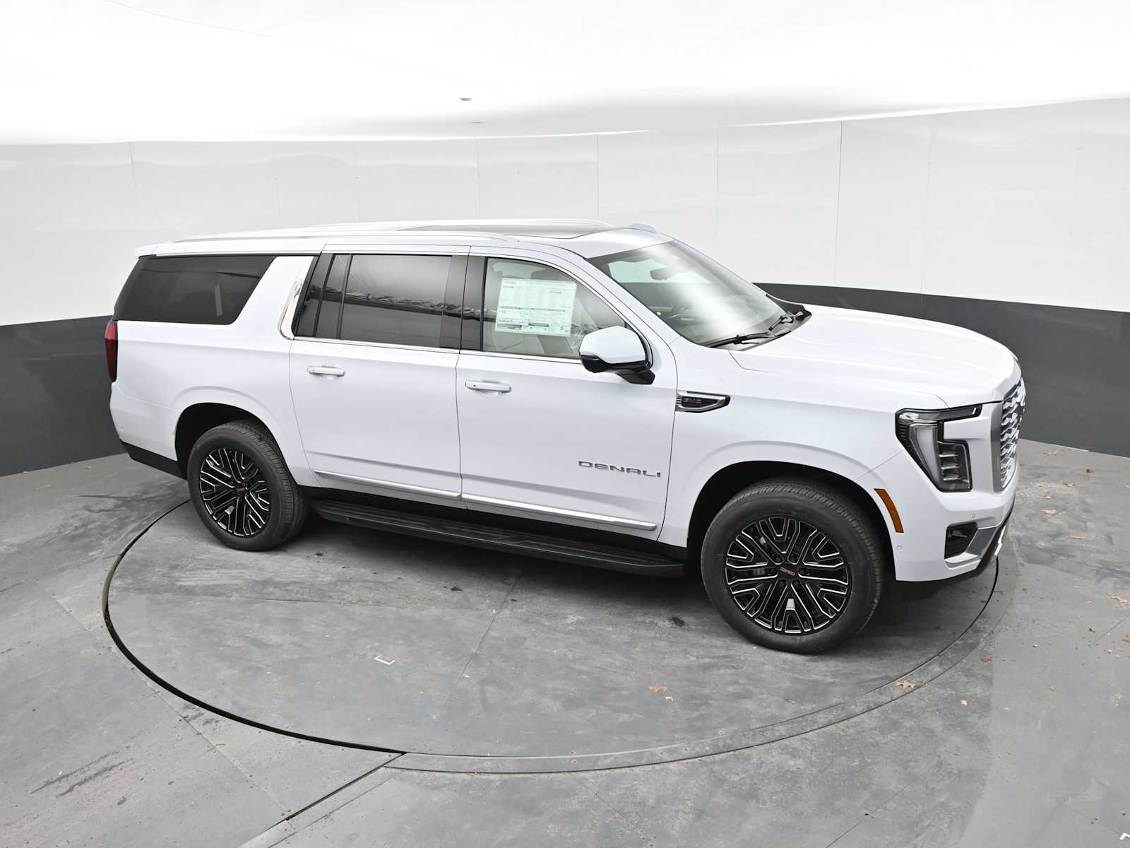 2026 GMC Yukon XL Denali - Photo 34