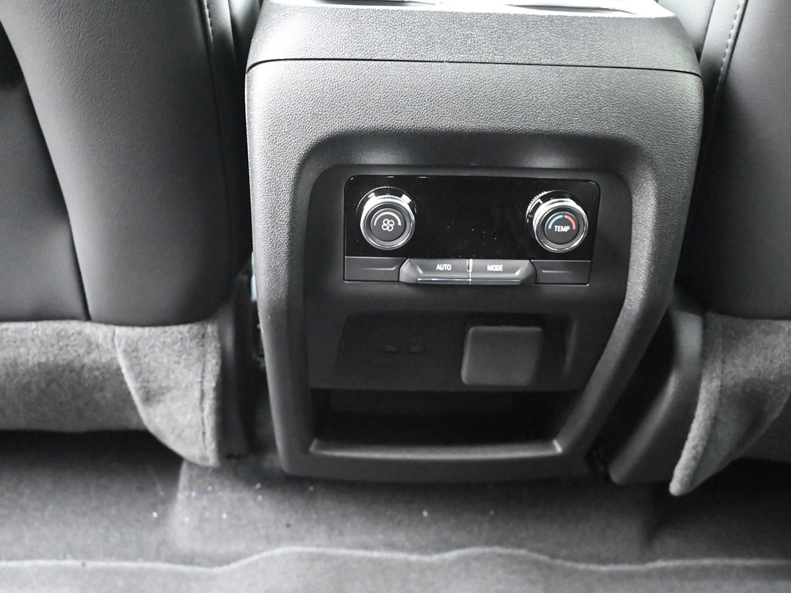 2026 Buick Enclave Sport Touring - Photo 25