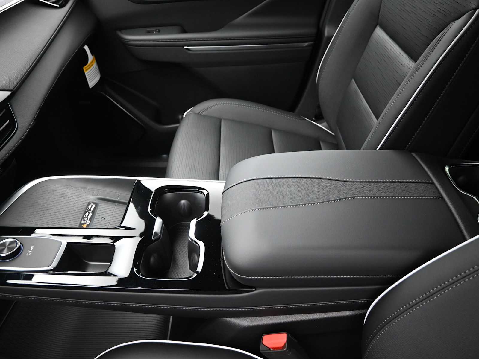 2026 Buick Enclave Sport Touring - Photo 15