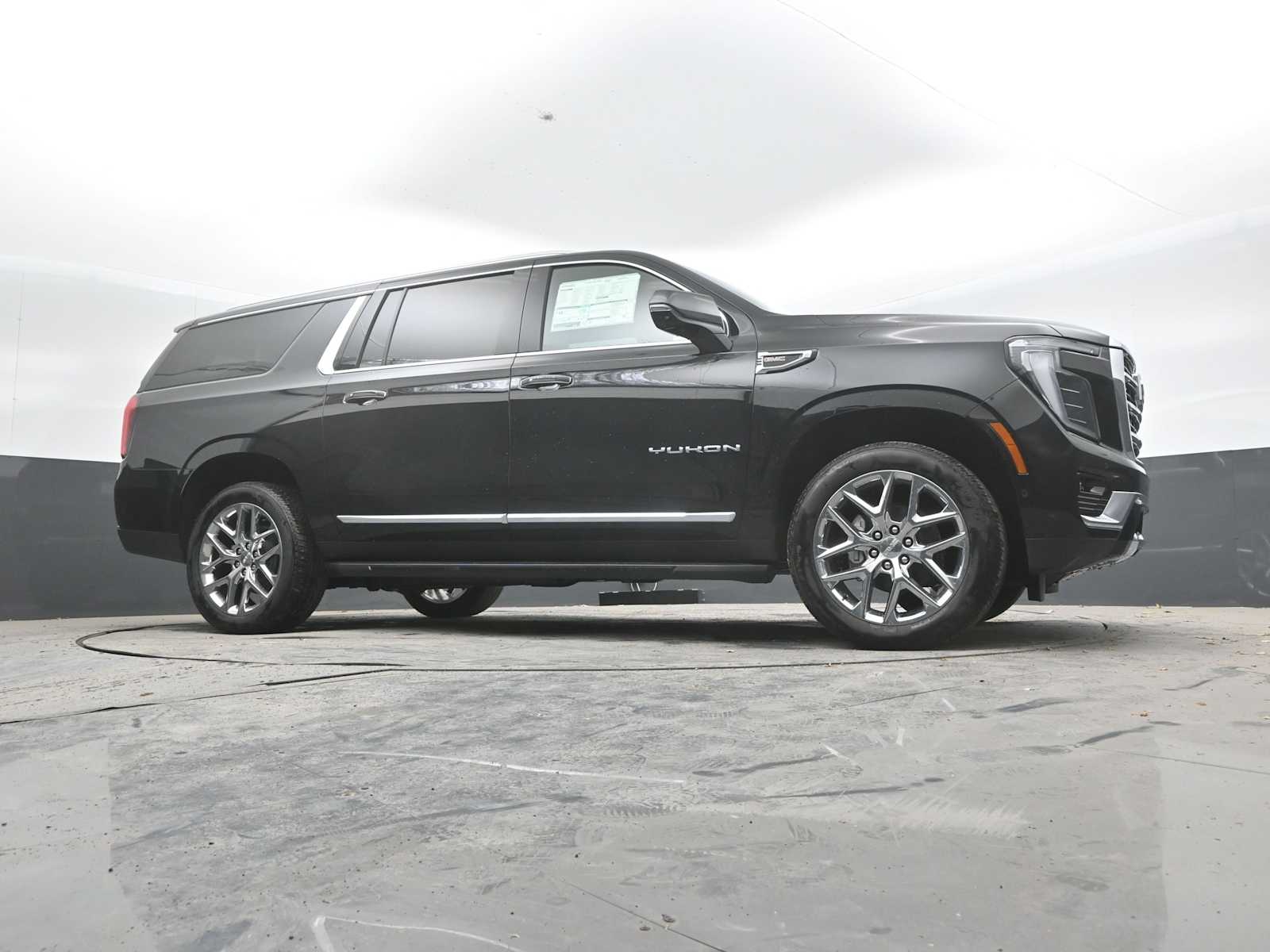 2026 GMC Yukon XL Elevation - Photo 44