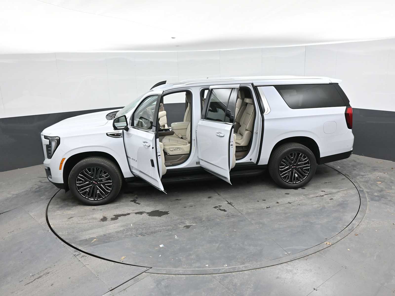 2026 GMC Yukon XL Denali - Photo 51