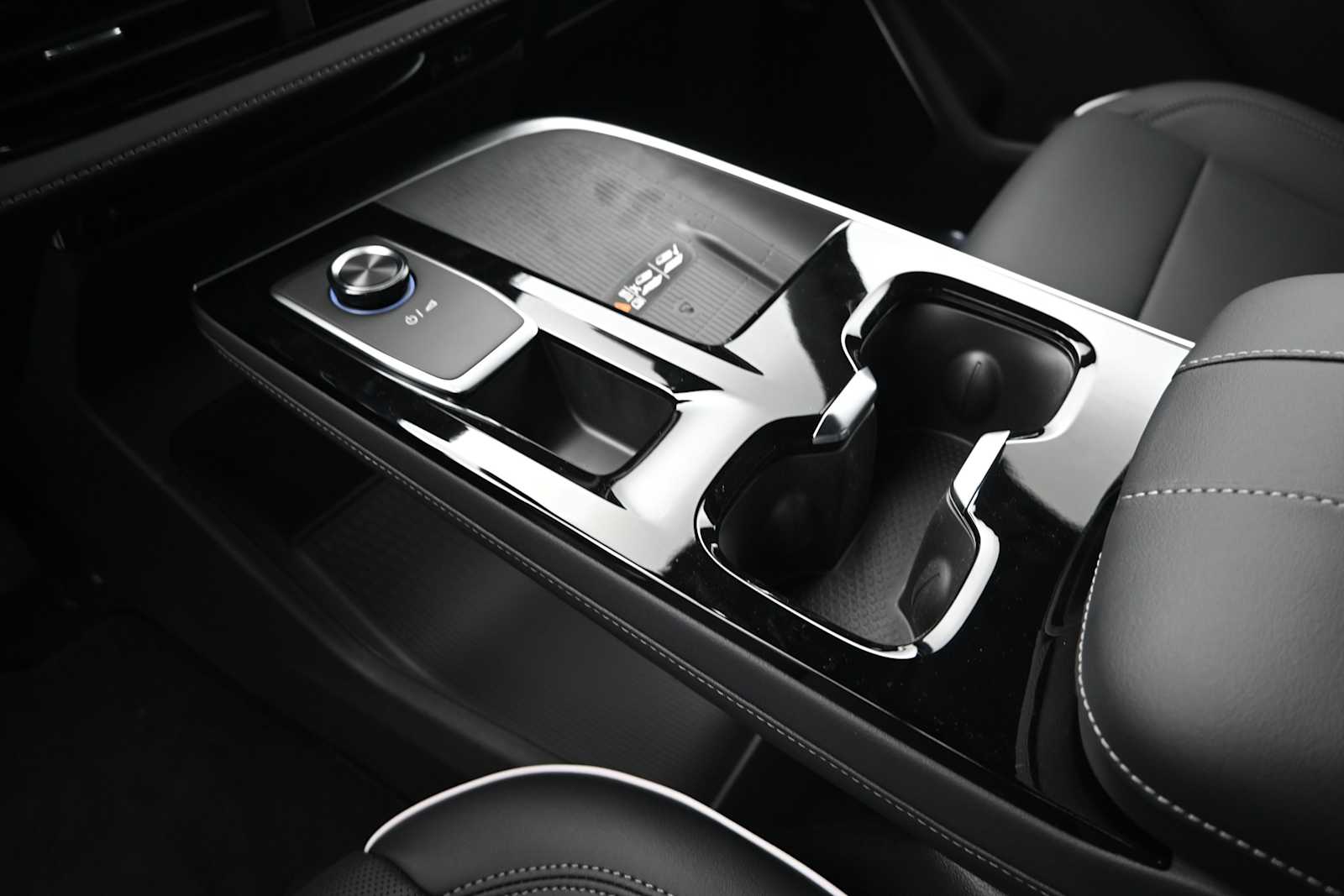 2027 Buick Enclave Sport Touring - Photo 19
