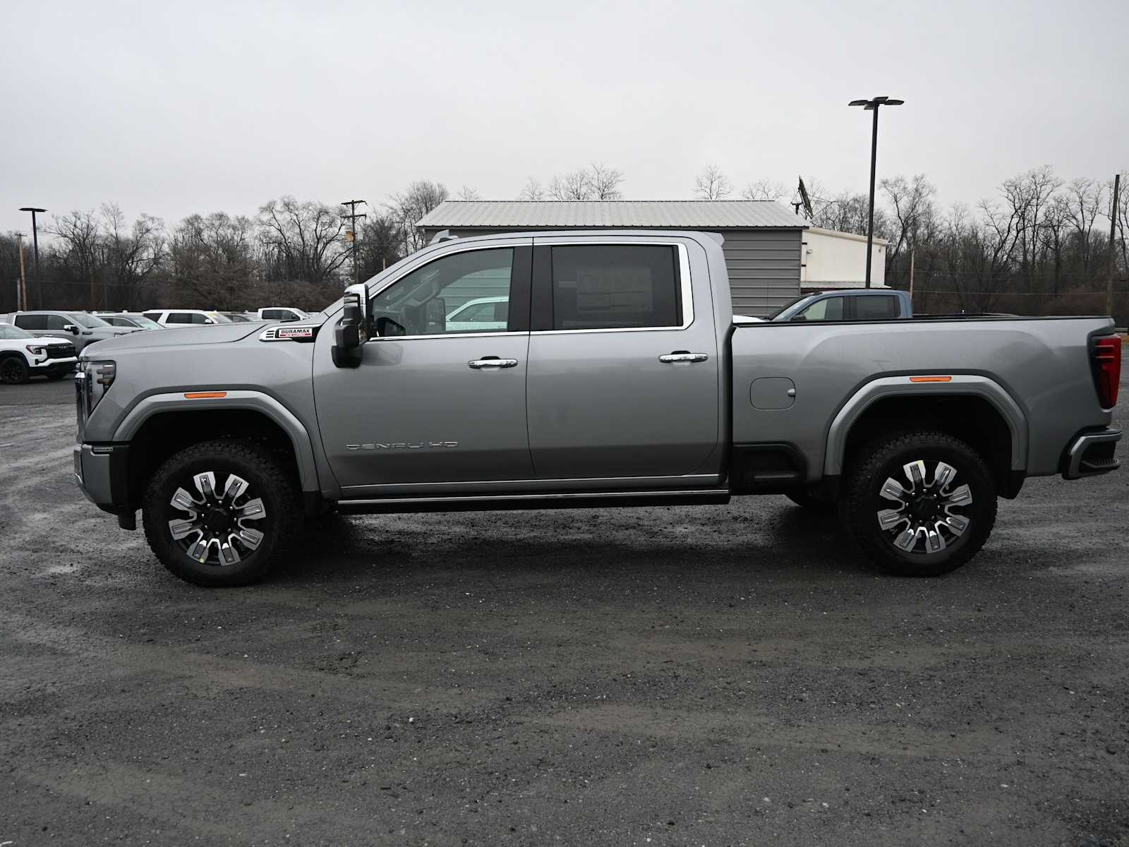 2026 GMC Sierra 2500HD Denali - Photo 6