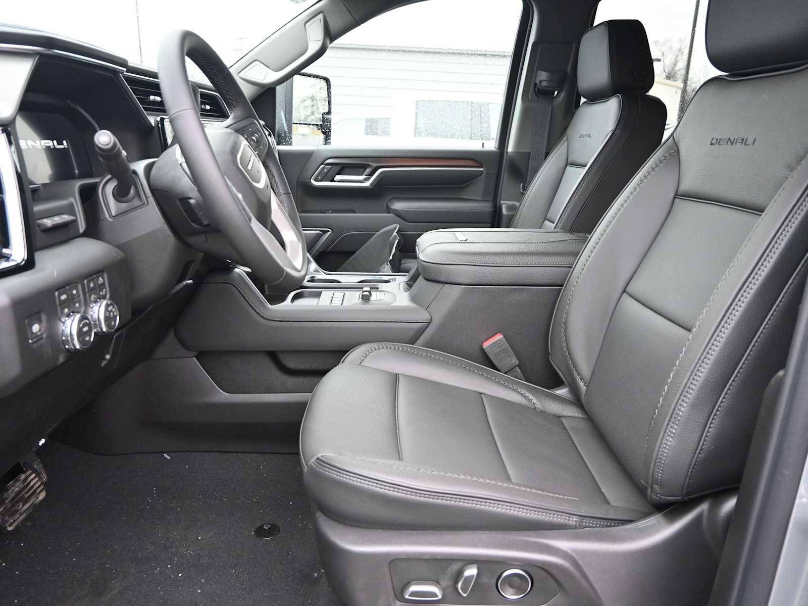 2026 GMC Sierra 2500HD Denali - Photo 10