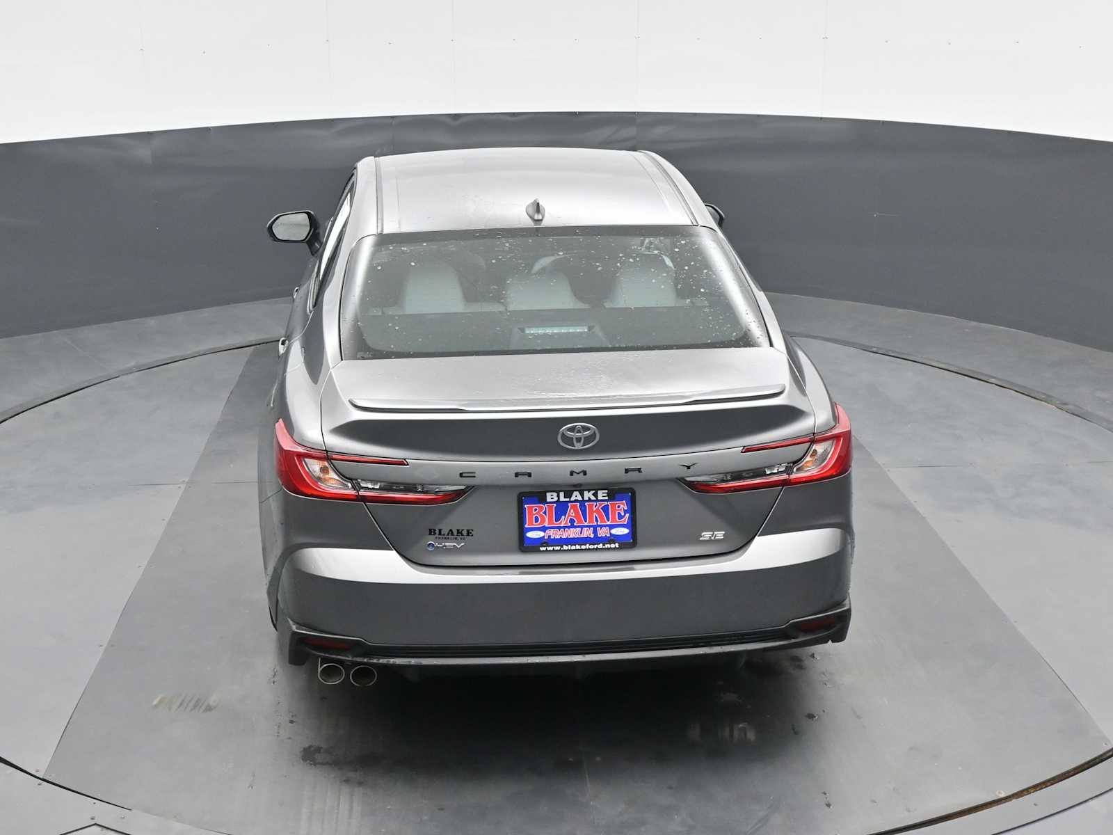 2025 Toyota Camry LE - Photo 19