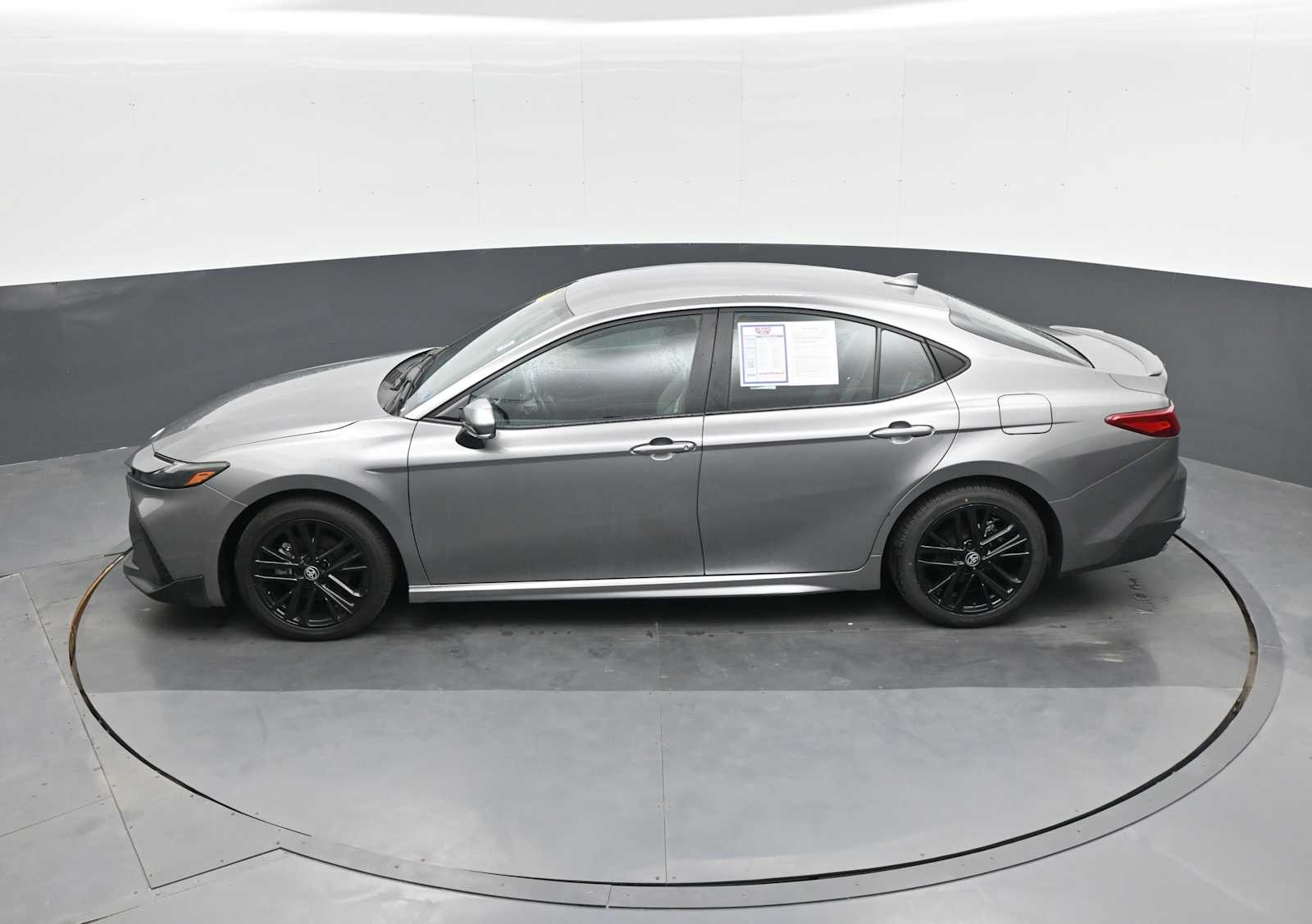 2025 Toyota Camry LE - Photo 16