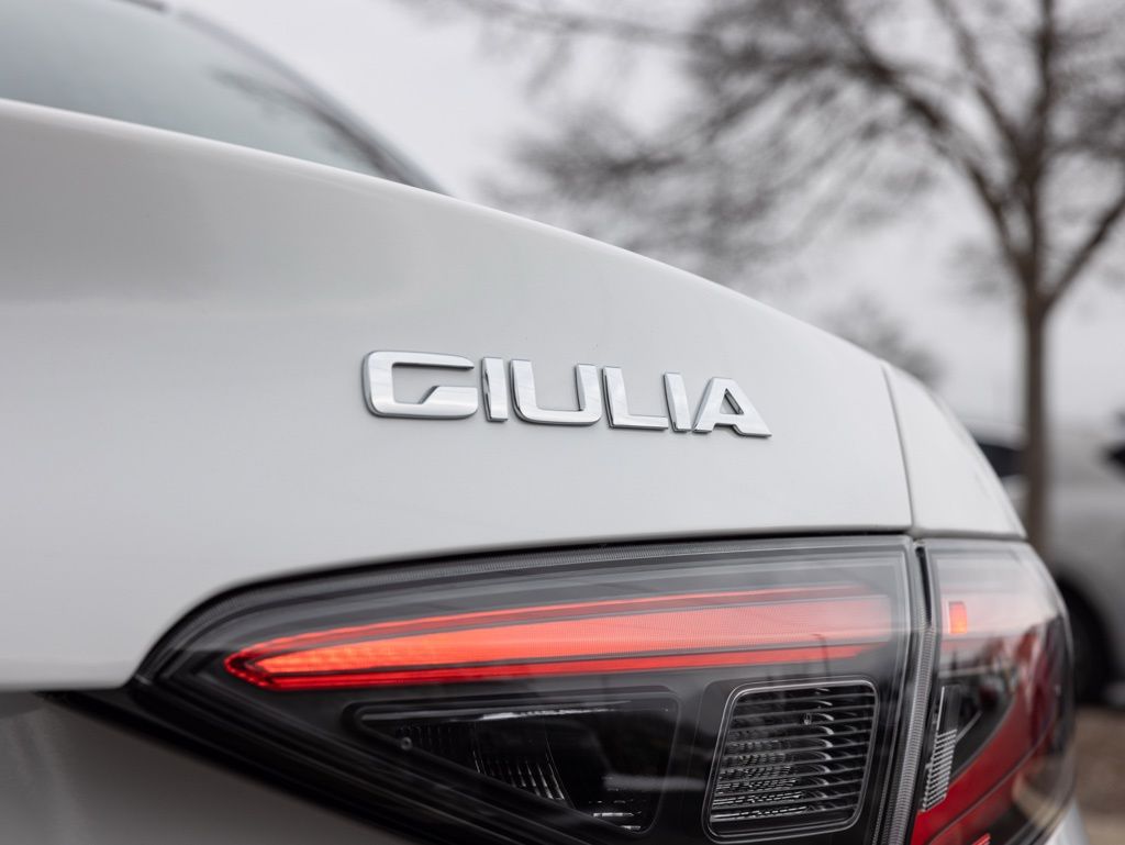2026 Alfa Romeo Giulia Base - Photo 55