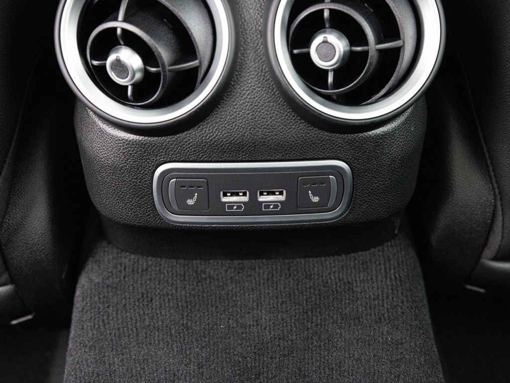 2026 Alfa Romeo Giulia Base - Photo 47