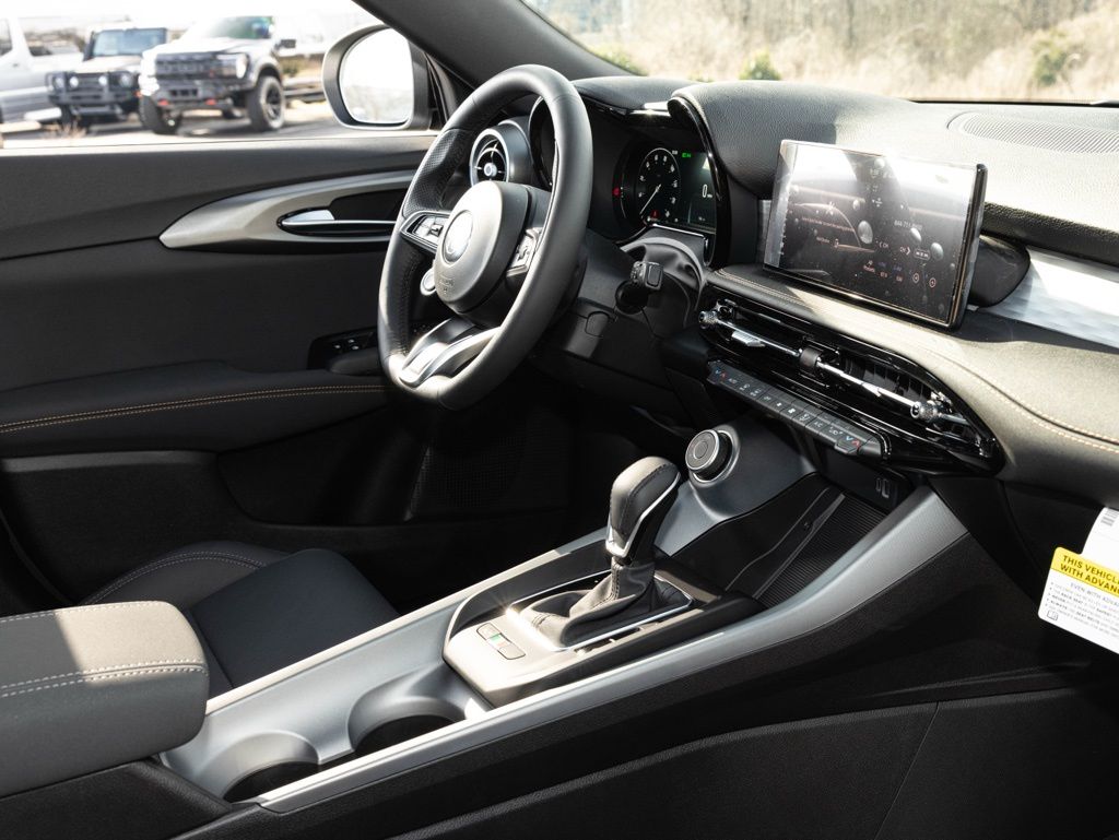 2026 Alfa Romeo Tonale Sprint - Photo 61
