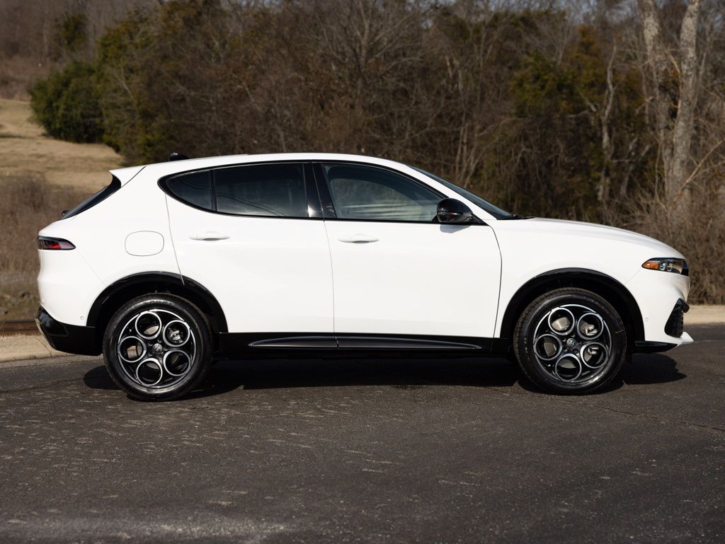 2026 Alfa Romeo Tonale Sprint - Photo 10