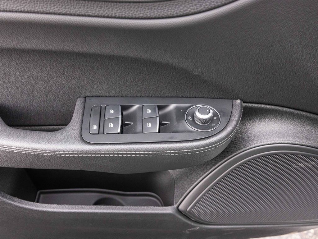 2026 Alfa Romeo Giulia Base - Photo 21