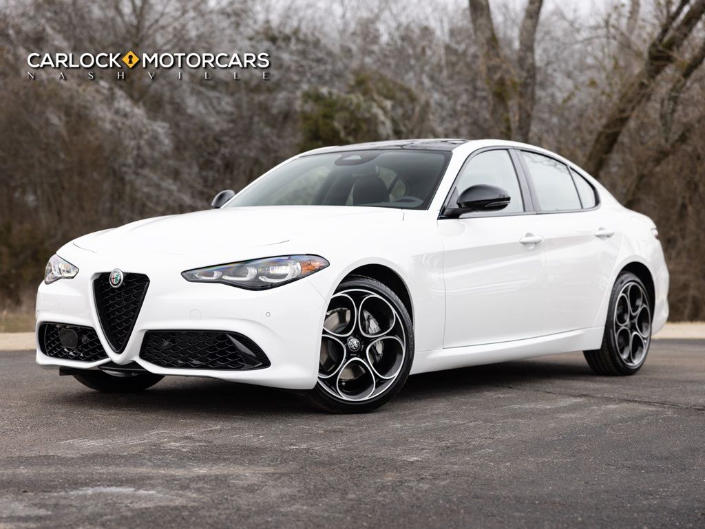 2026 Alfa Romeo Giulia Base