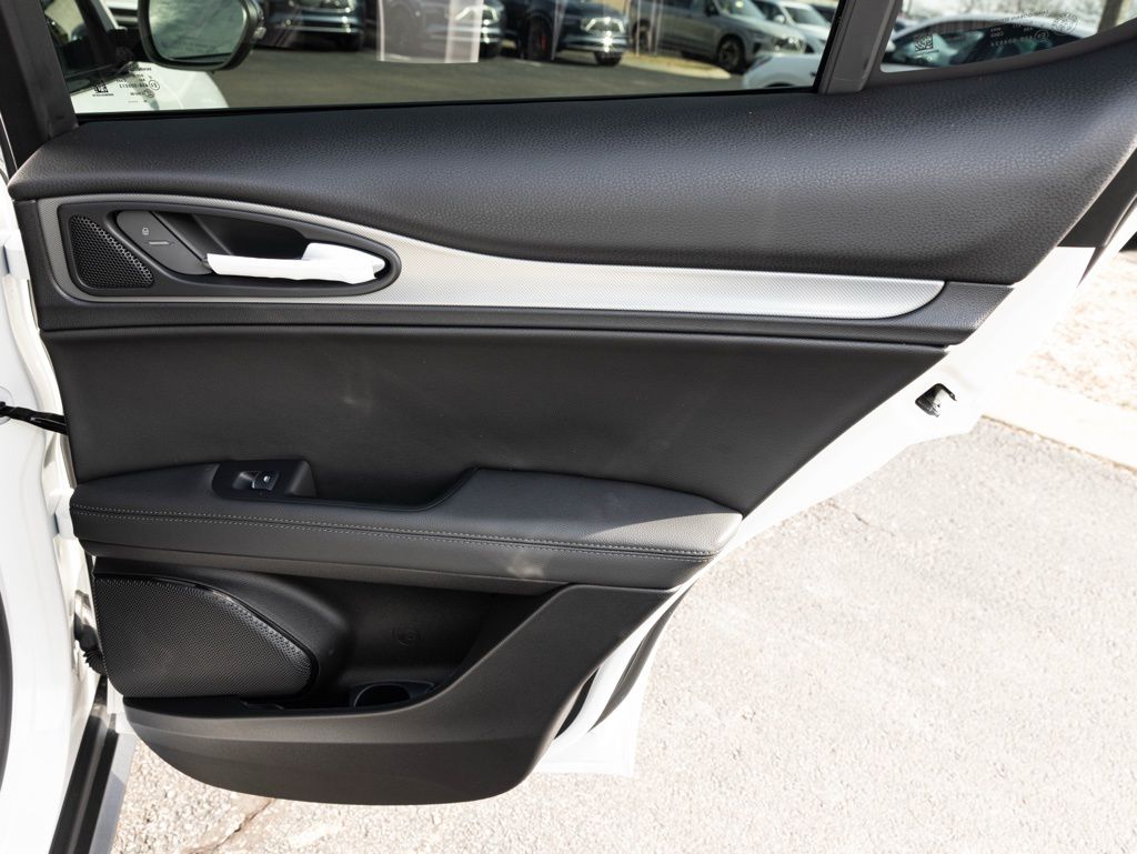 2026 Alfa Romeo Stelvio Base - Photo 56