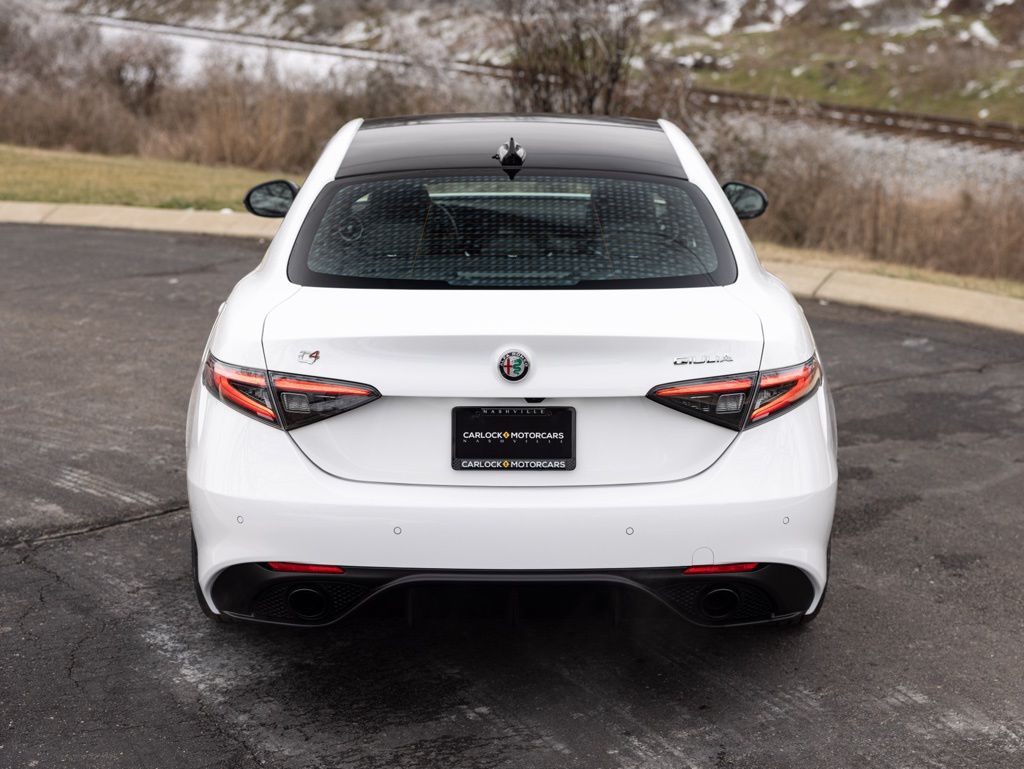 2026 Alfa Romeo Giulia Base - Photo 8