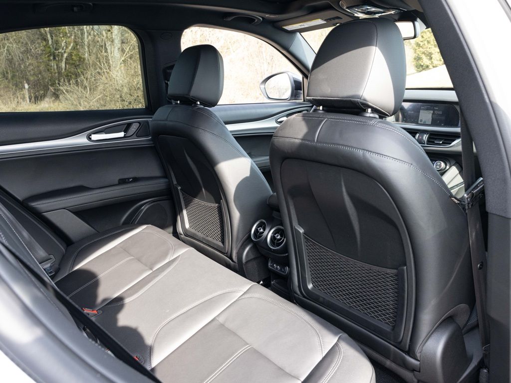 2026 Alfa Romeo Stelvio Base - Photo 57