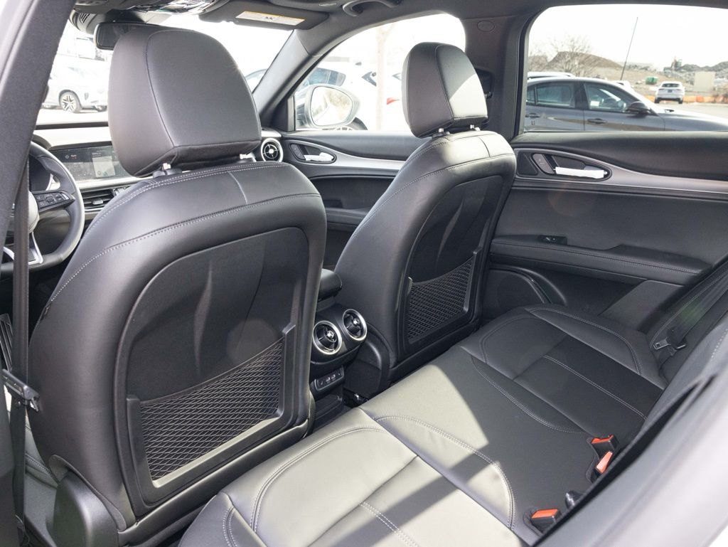 2026 Alfa Romeo Stelvio Base - Photo 43
