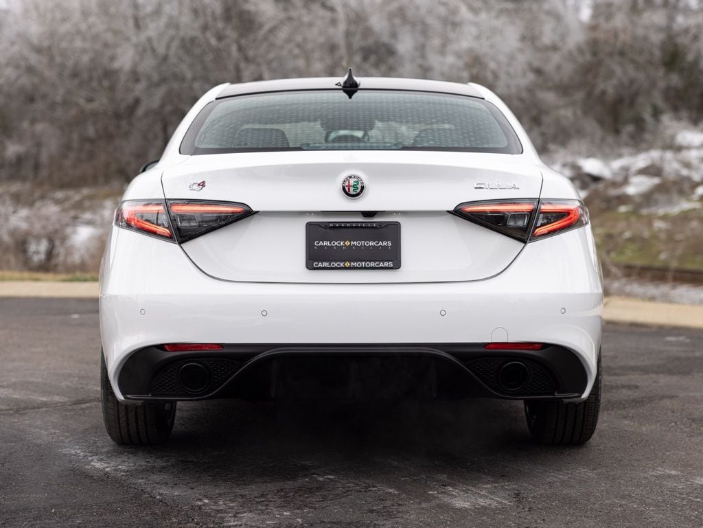 2026 Alfa Romeo Giulia Base - Photo 7