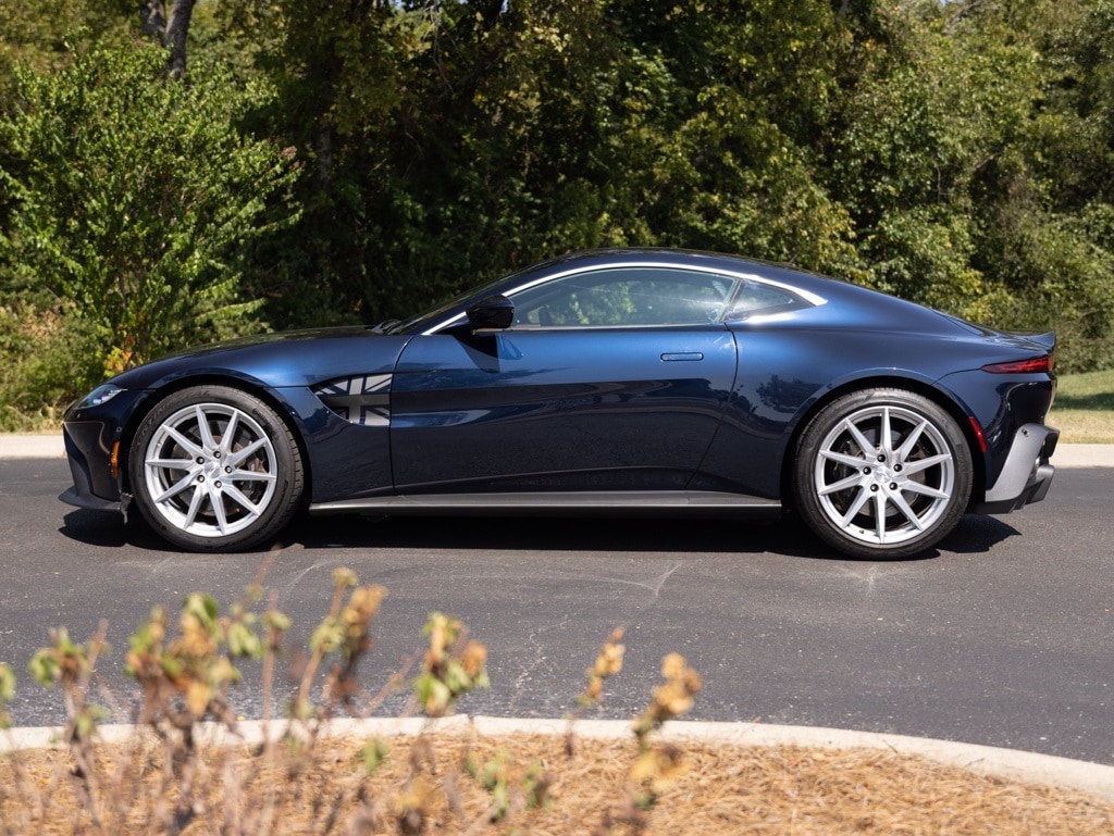 Used 2020 Aston Martin Vantage Base with VIN SCFSMGAW7LGN02932 for sale in Brentwood, TN