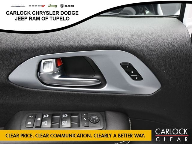 2026 Chrysler Pacifica Limited - Photo 15