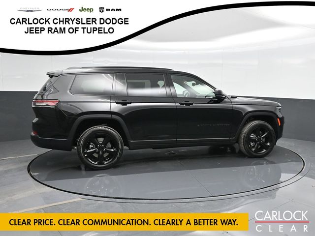 2025 Jeep Grand Cherokee Limited photo 3
