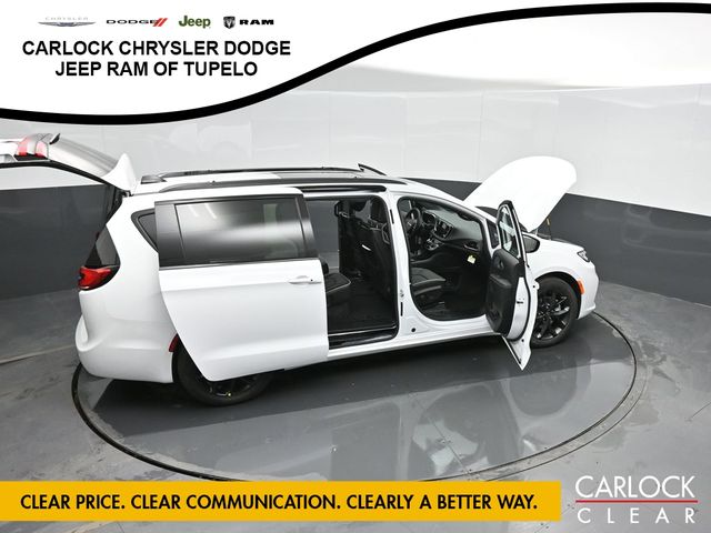 2026 Chrysler Pacifica Limited - Photo 70