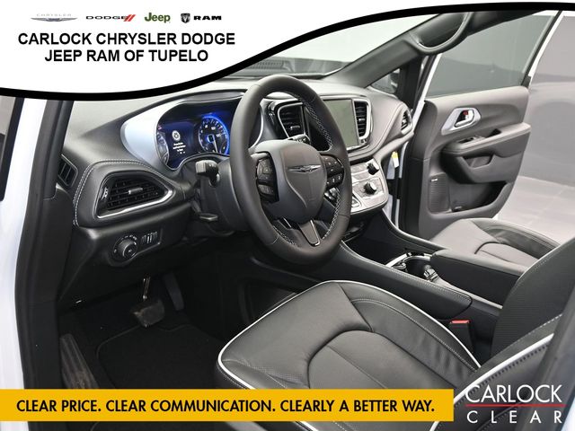 2026 Chrysler Pacifica Limited - Photo 12