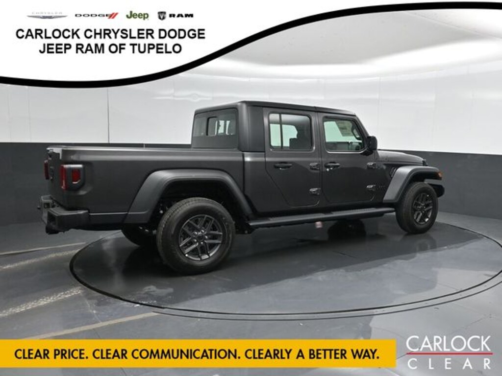 New 2026 Jeep Gladiator SPORT 4X4 Pickup