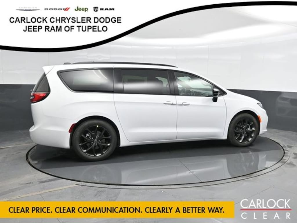New 2026 Chrysler Pacifica LIMITED Passenger Van