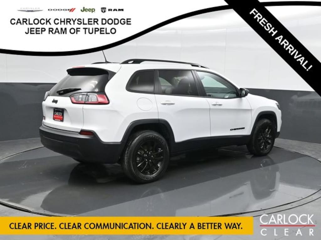 Used 2023 Jeep Cherokee Altitude Lux SUV