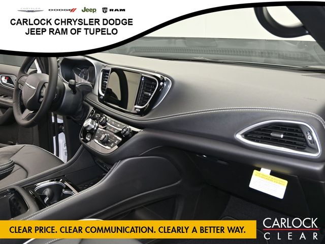 2026 Chrysler Pacifica Limited - Photo 43