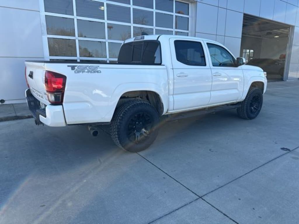 Used 2022 Toyota Tacoma SR V6 Truck Double Cab