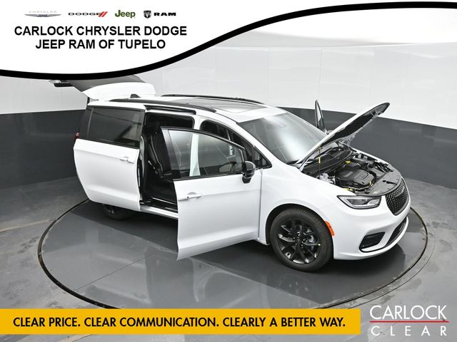 2026 Chrysler Pacifica Limited - Photo 76