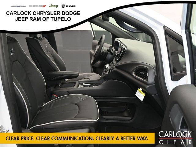 2026 Chrysler Pacifica Limited - Photo 42