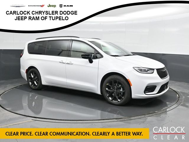 2026 Chrysler Pacifica Limited - Photo 6